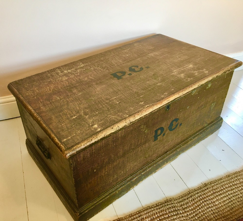 Painted pine blanket box View II