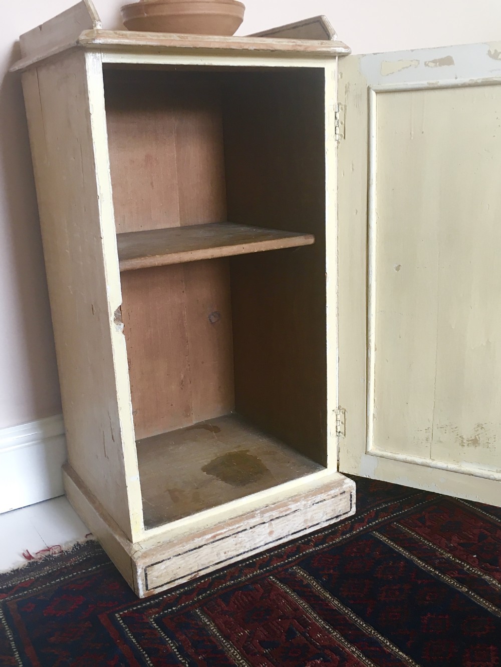 Victorian painted pot cupboard View VI