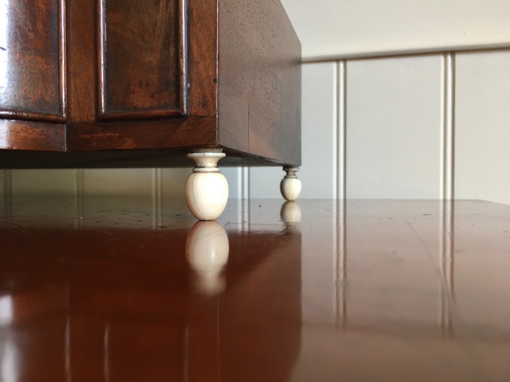 Mahogany dressing table mirror View XV