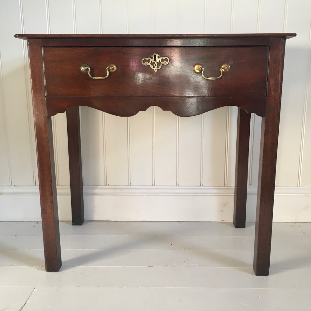 Georgian mahogany lowboy, side table View II