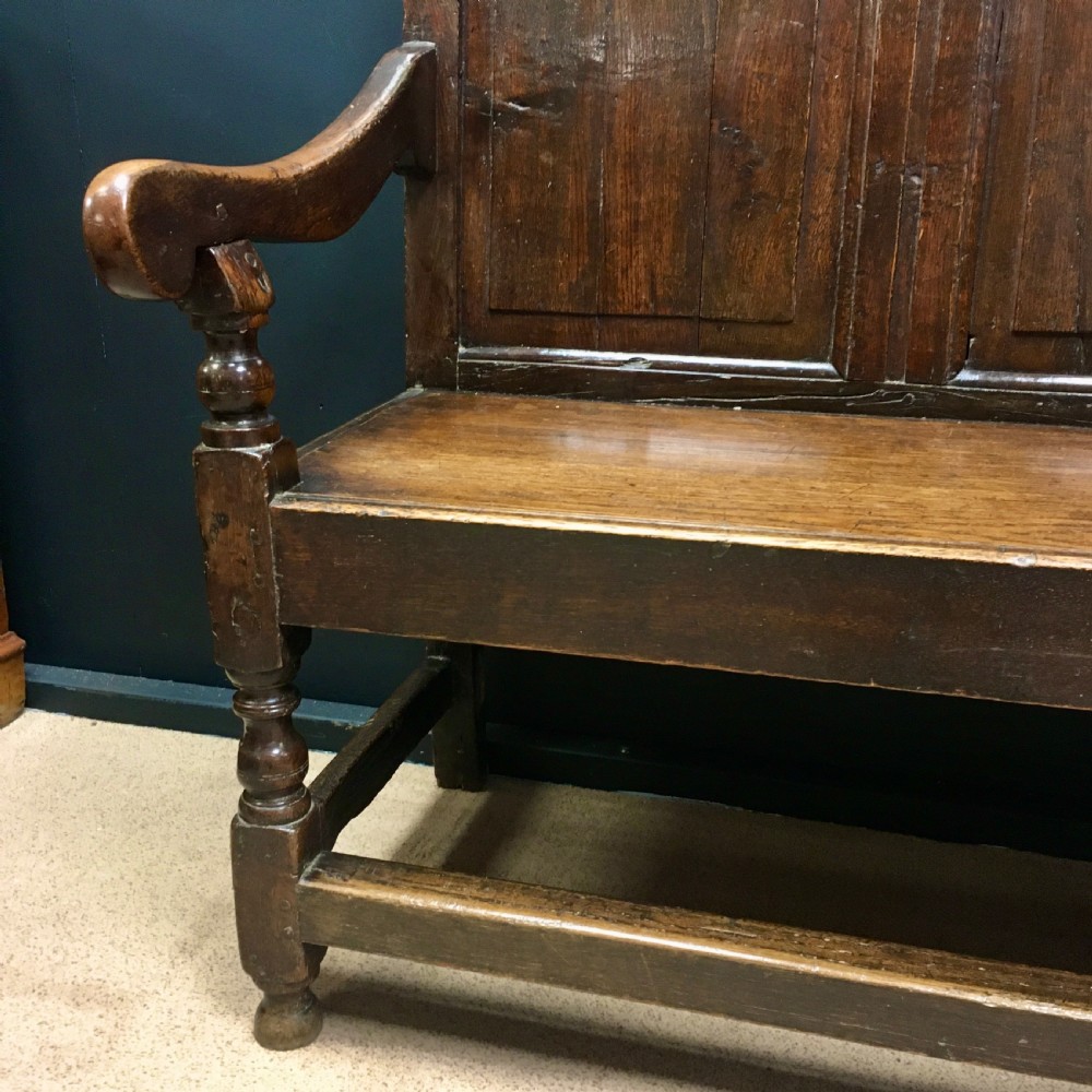 18th century oak settle View II