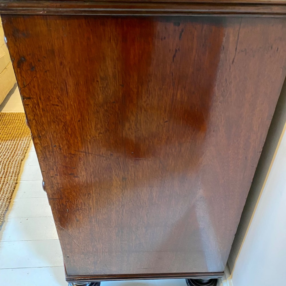 19th century Mahogany bow front chest of drawers View VI