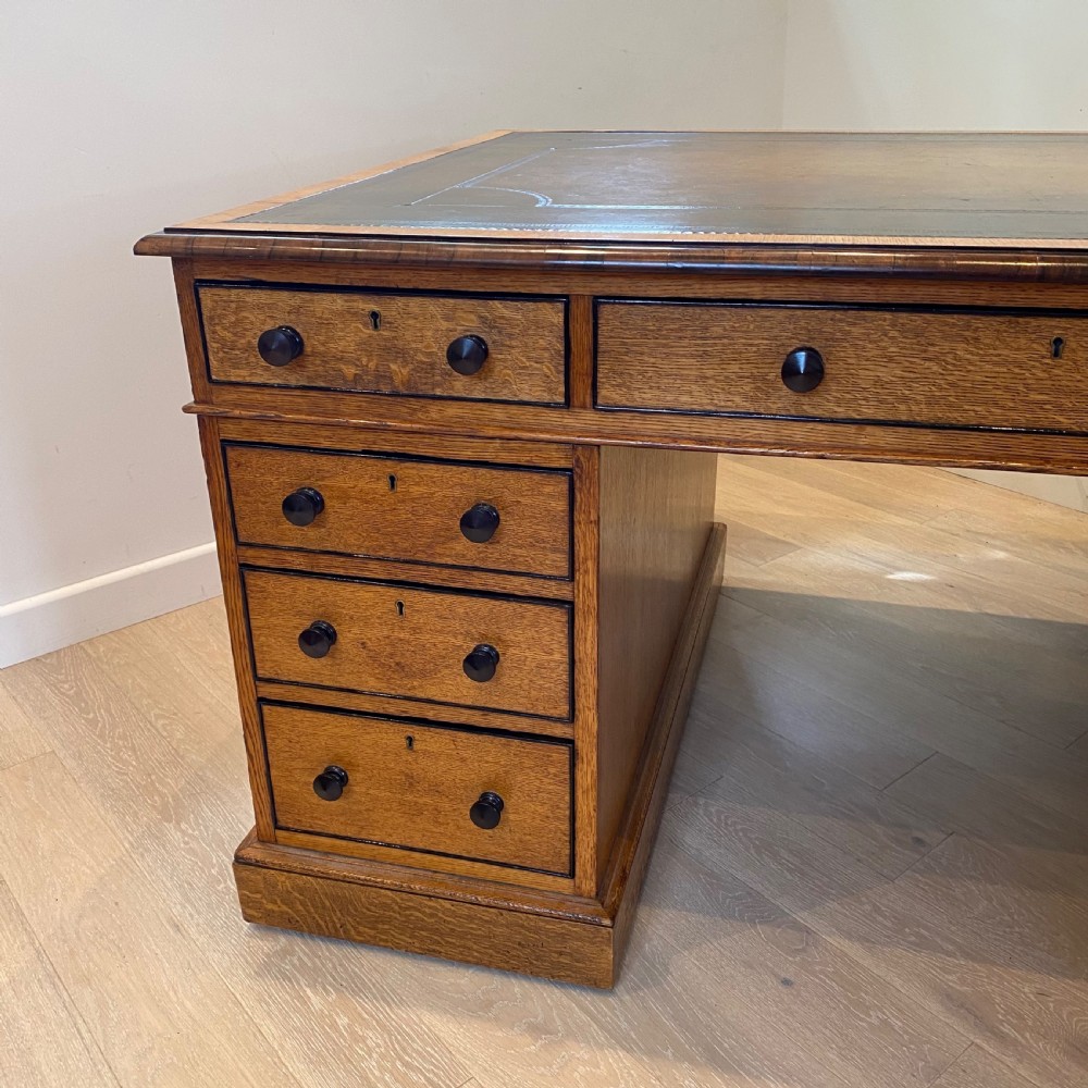 19th century oak partners desk View XII