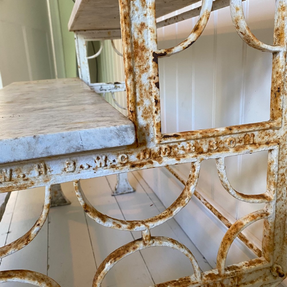 Cast iron plant stand View VI