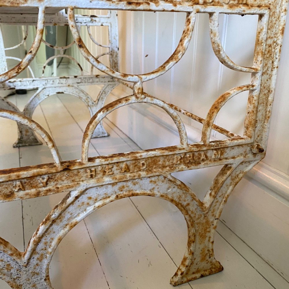 Cast iron plant stand View VII