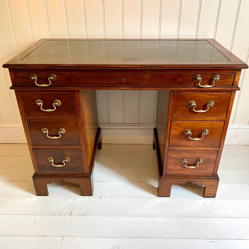 19th century small mahogany pedestal desk View II