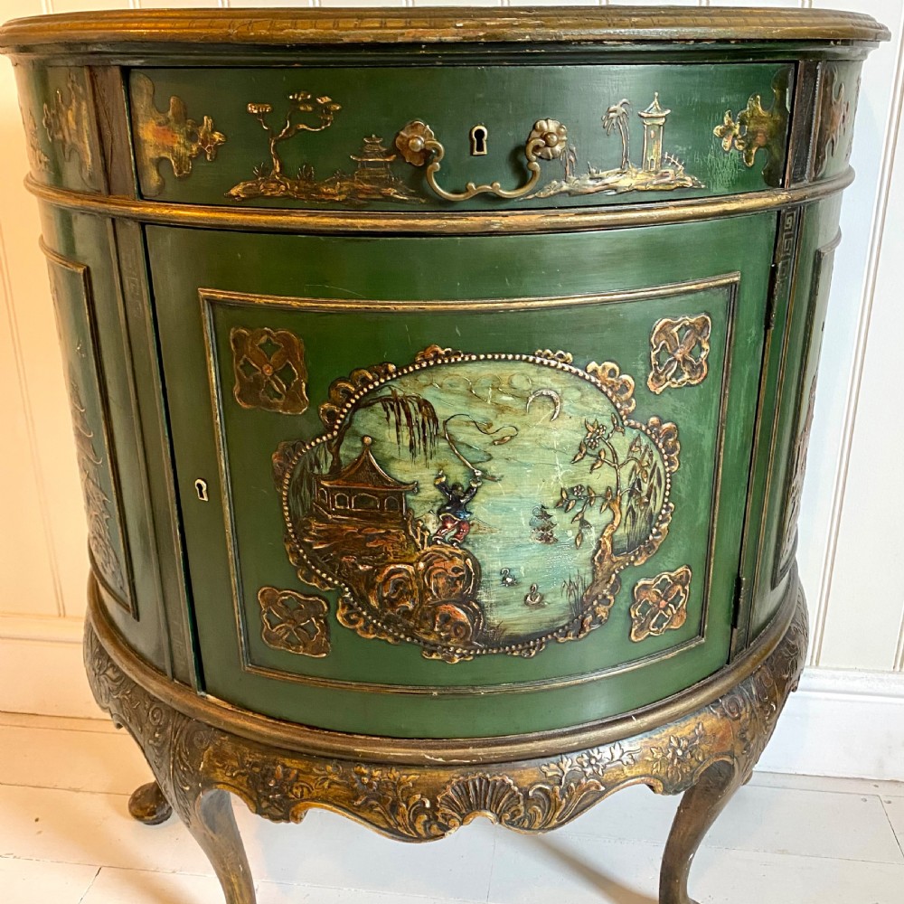 Green chinoiserie cupboard View II