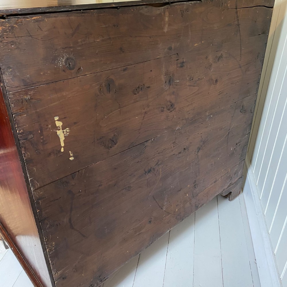 Georgian mahogany chest of drawers View X