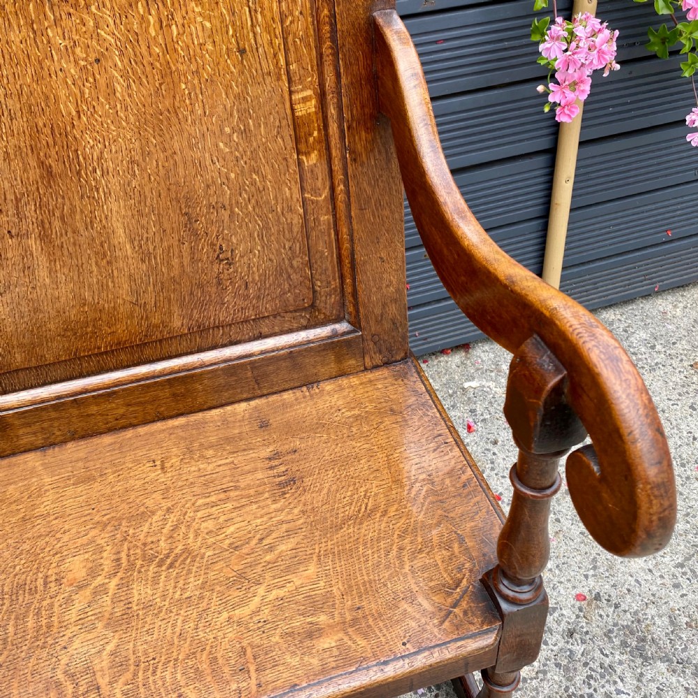 19th century oak settle View IV