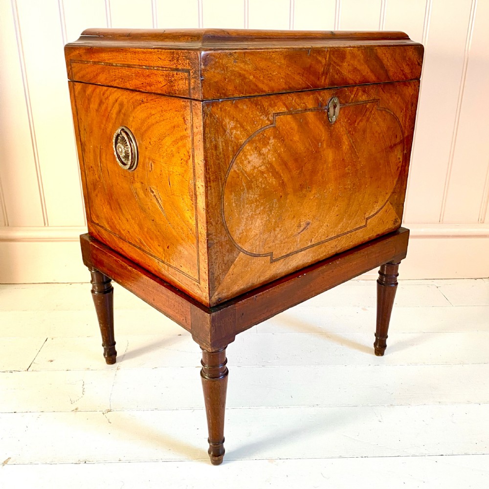 Georgian mahogany wine cooler, cellarette