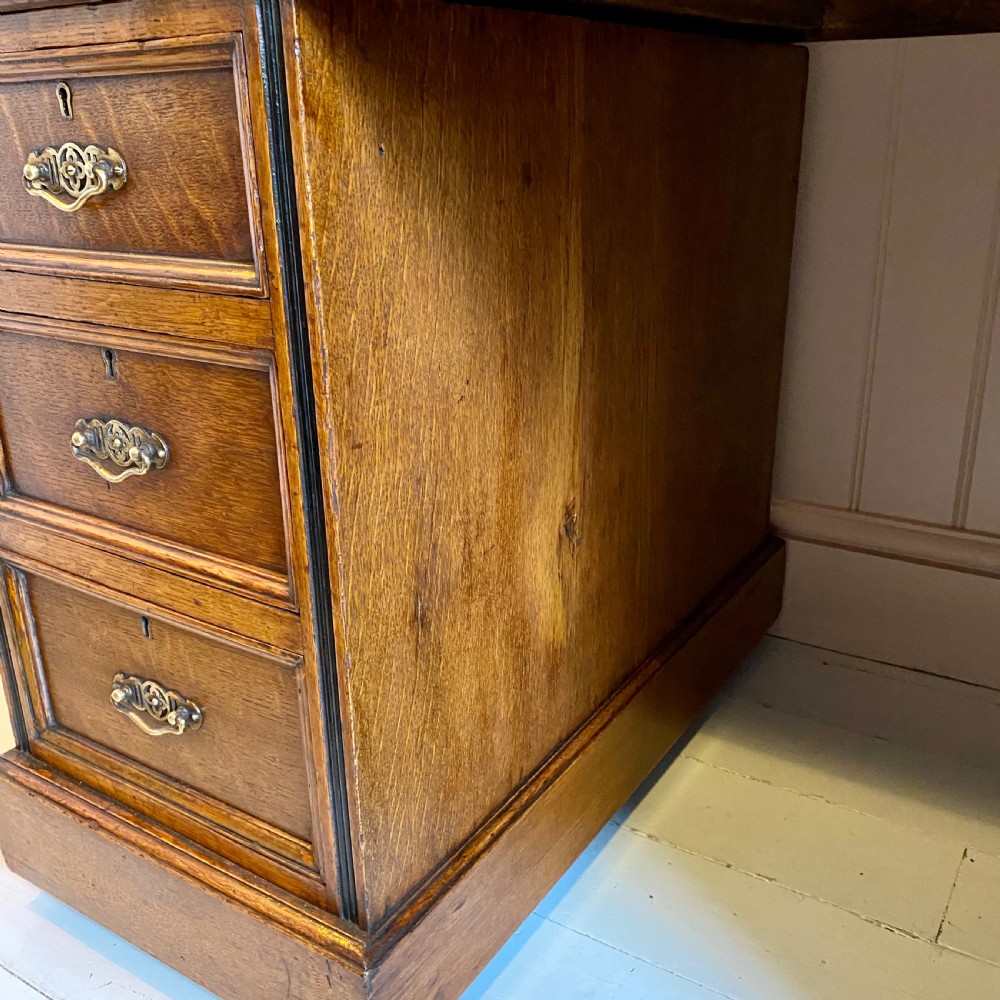 19th century oak pedestal desk View VI