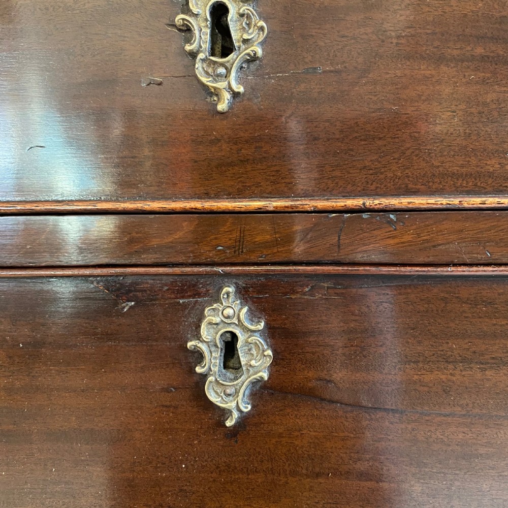 Georgian mahogany chest of drawers  View XI