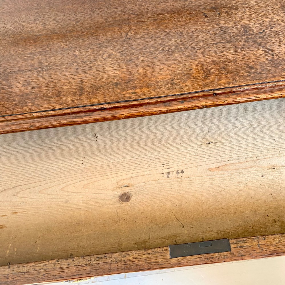 Georgian oak chest of drawers  View X