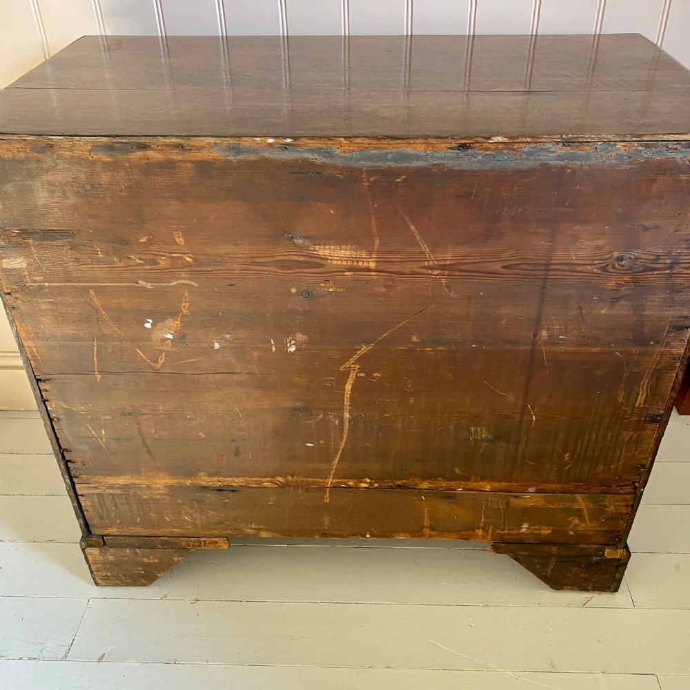 Georgian oak chest of drawers  View XI
