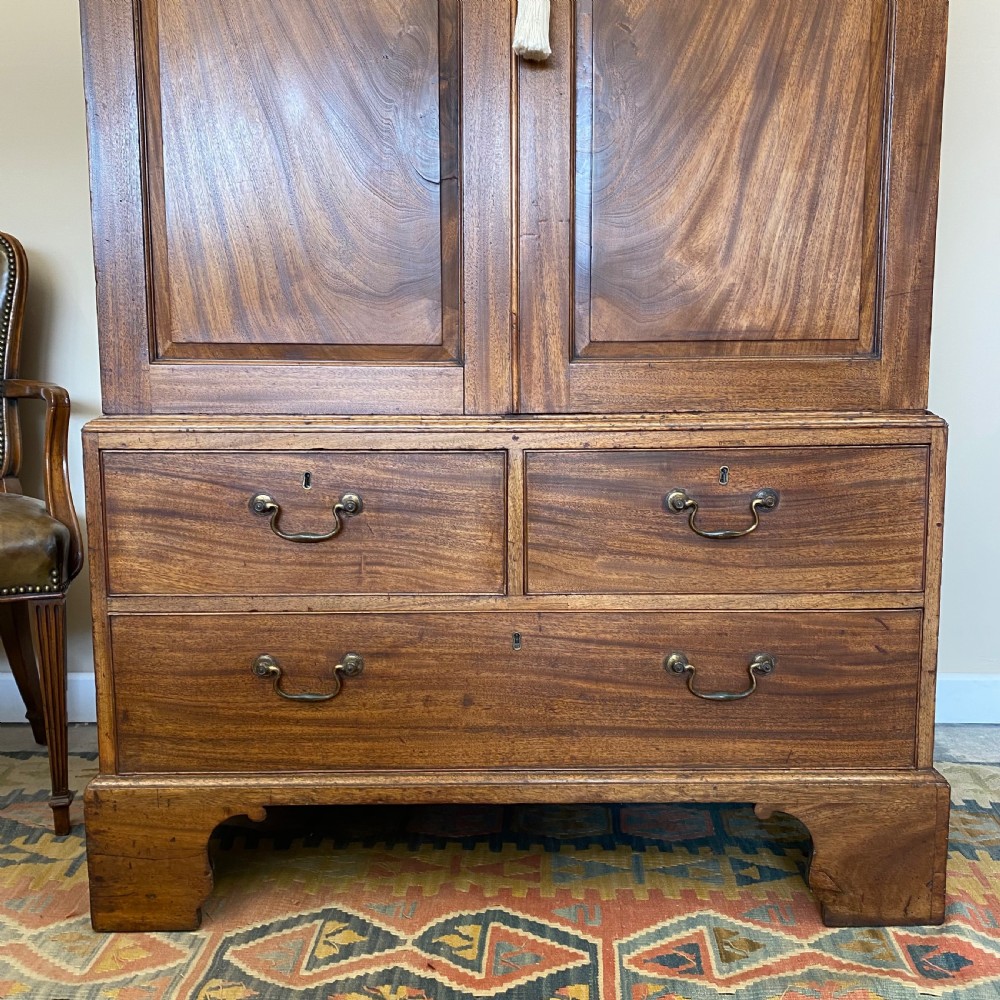 Georgian mahogany linen press View II
