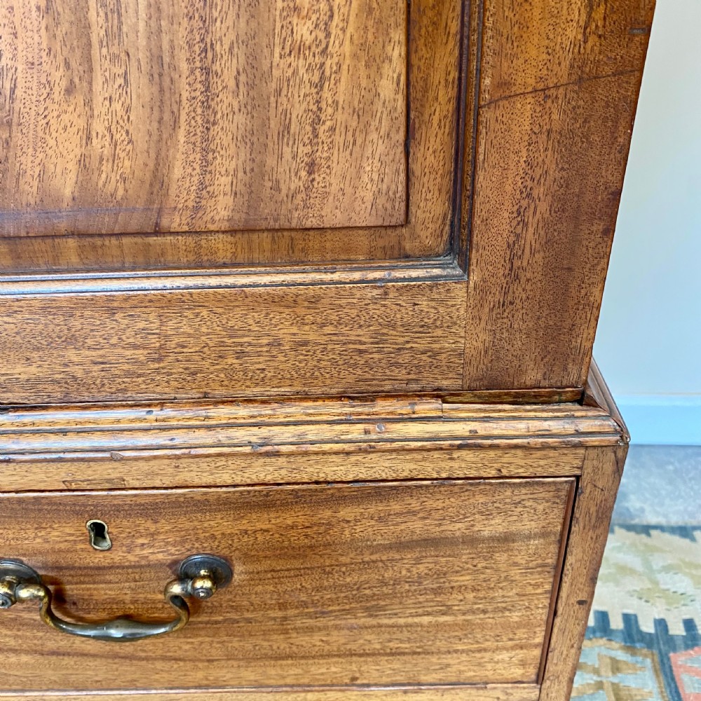 Georgian mahogany linen press View IV
