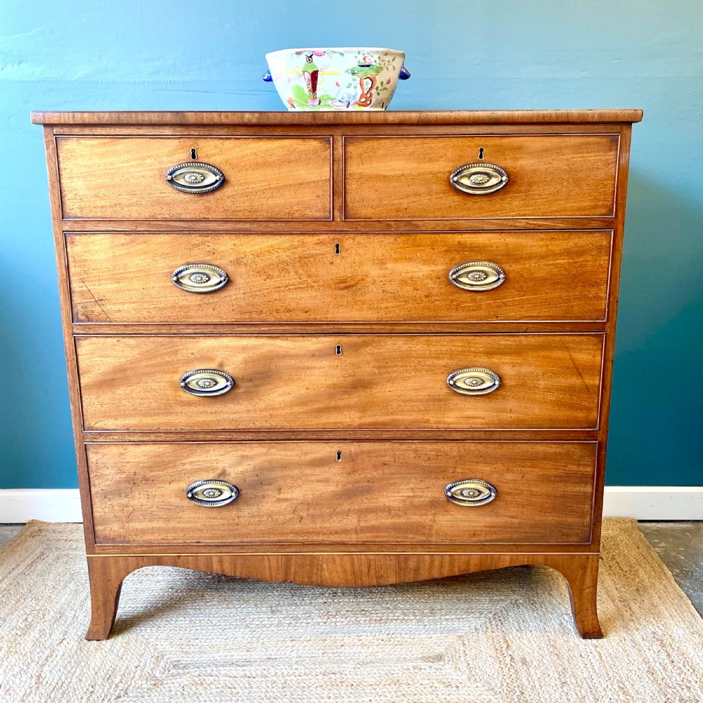 Regency mahogany chest of drawers