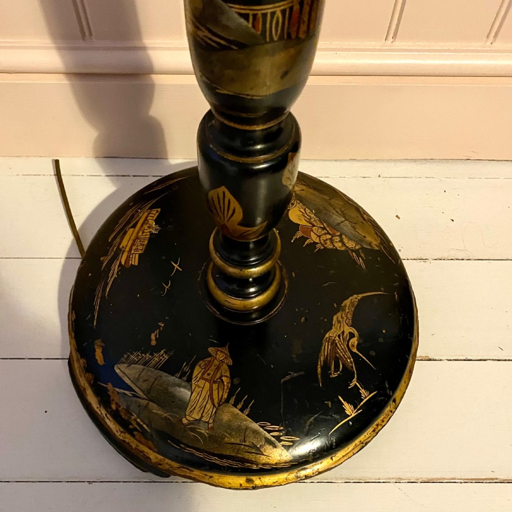 Chinoiserie standard lamp View XI