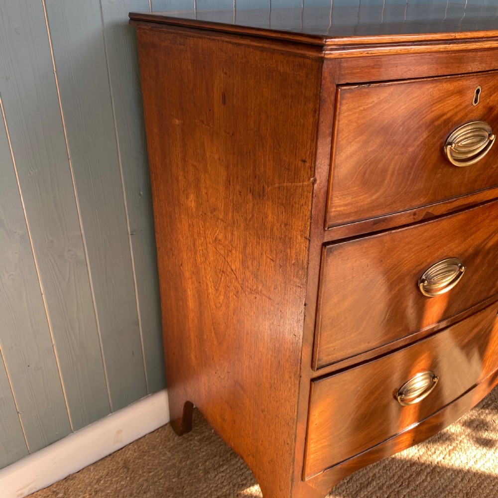 Regency mahogany bow front chest of drawers  View IV