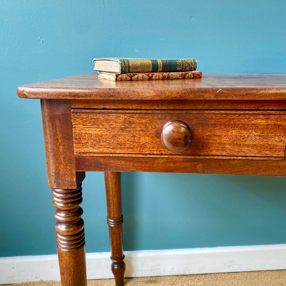 Victorian mahogany side table View II