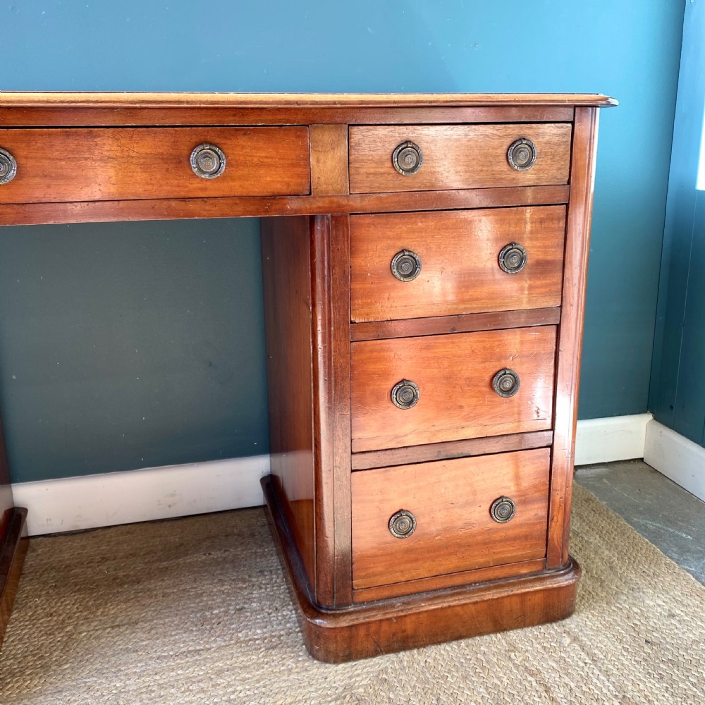 Mid 19th century mahogany desk View III