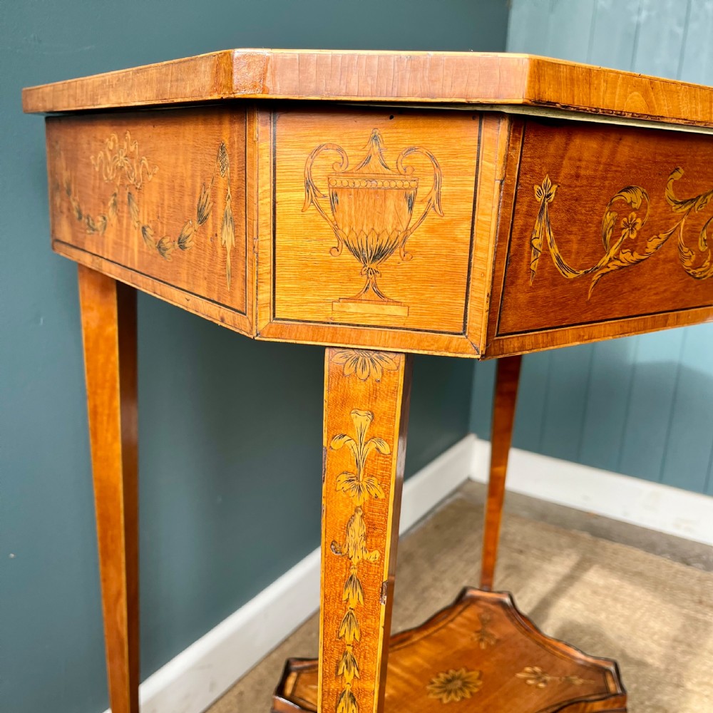 19th century satinwood bijouterie table View III