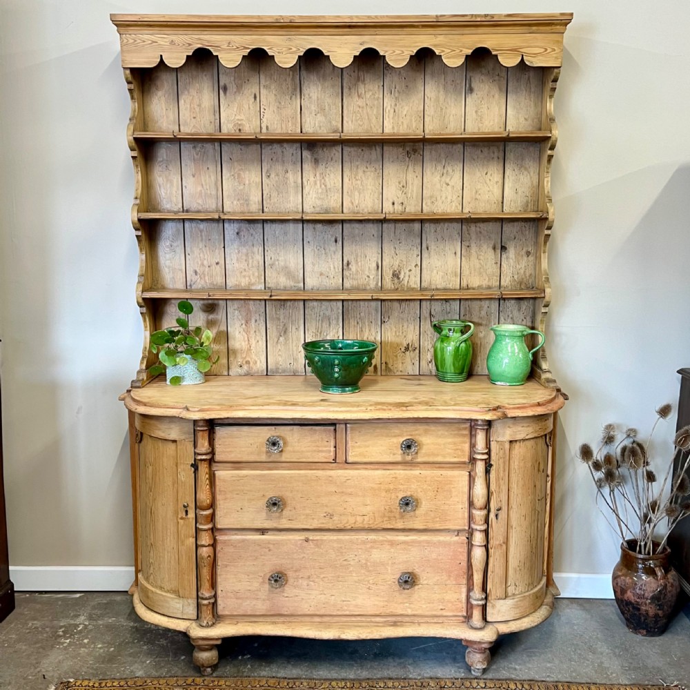19th century pine dresser