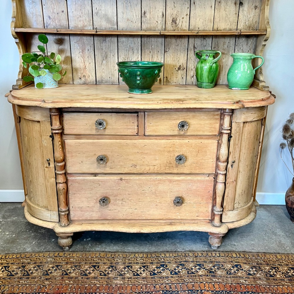 19th century pine dresser View II