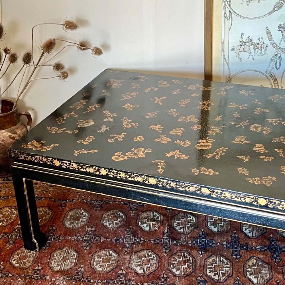 Lacquered chionoiserie coffee table View VIII