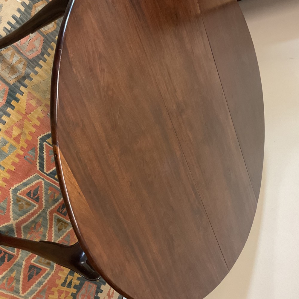 Georgian Cuban mahogany dining table View X