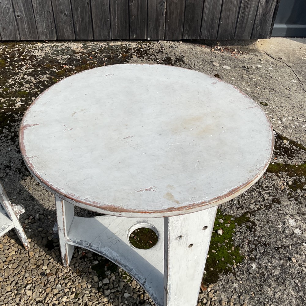 Pair of cricket tables View III