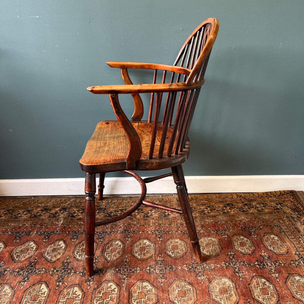 19th century yew and elm Windsor chair View VIII