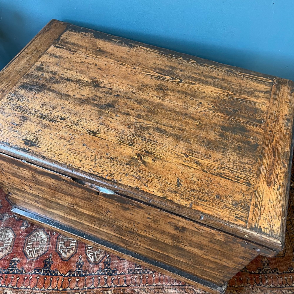 19th century trunk View IV