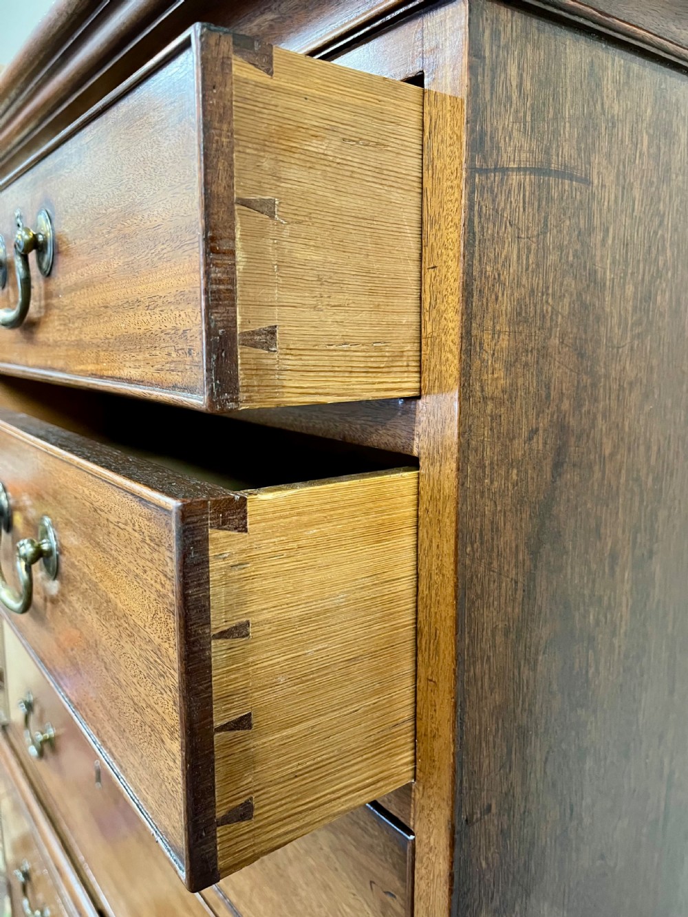 Georgian chest on chest View VII