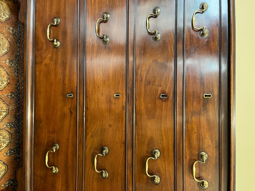 Georgian mahogany chest of drawers View VI
