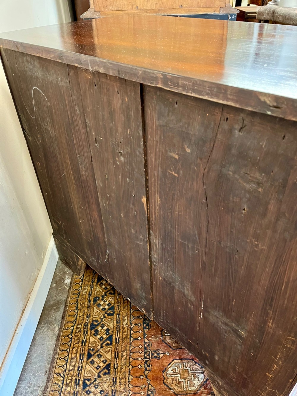Georgian mahogany chest of drawers View XIII