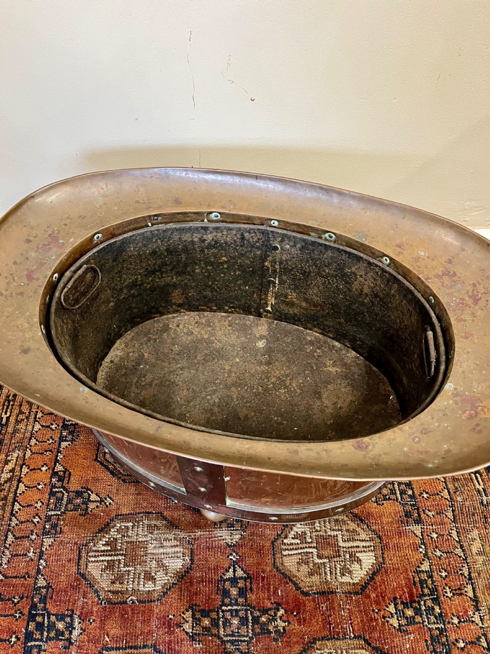 Arts and crafts log coal bucket View III