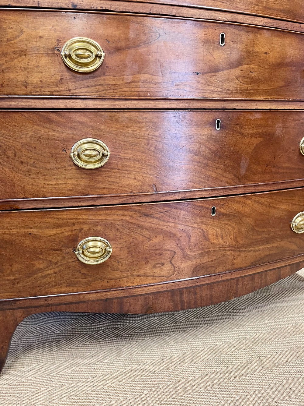 Regency bow fronted chest of drawers View VII