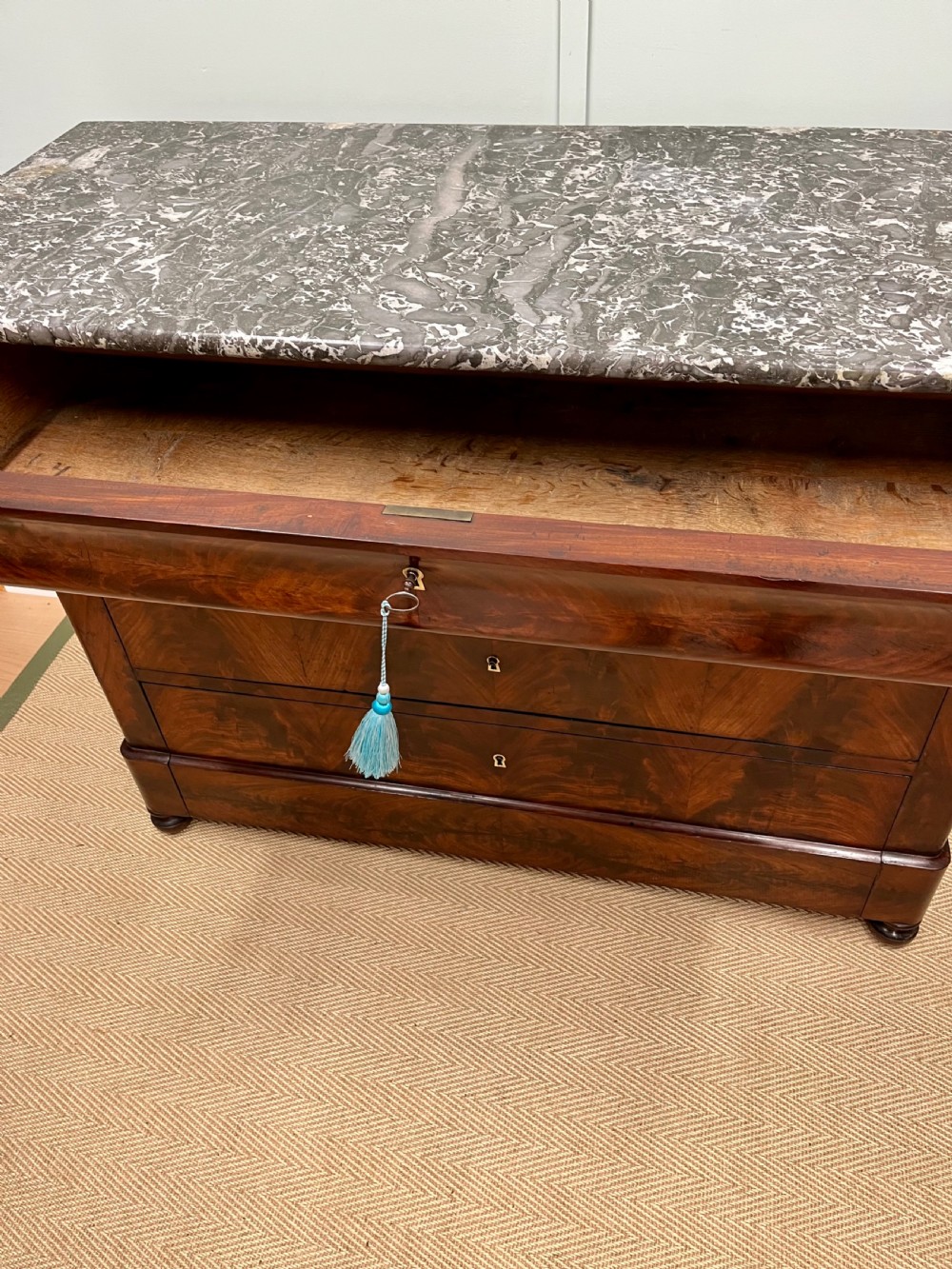 19th century French chest of drawers. View VIII