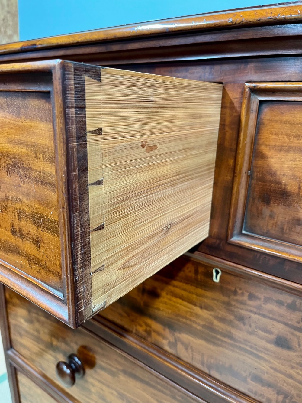19th century mahogany and walnut chest of drawers View III