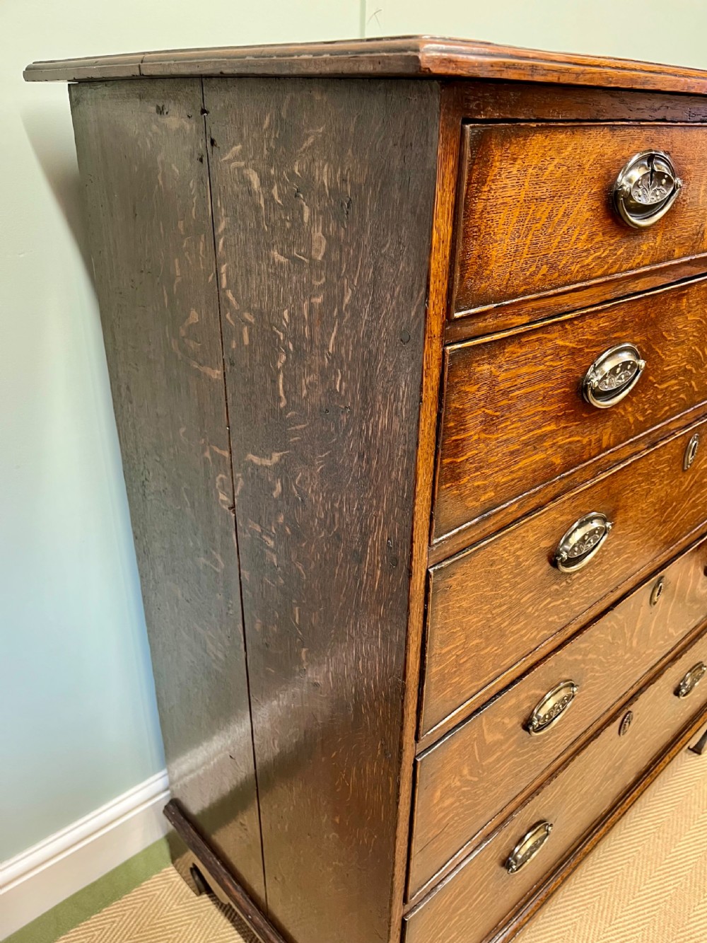 18th century oak chest of drawers View IX