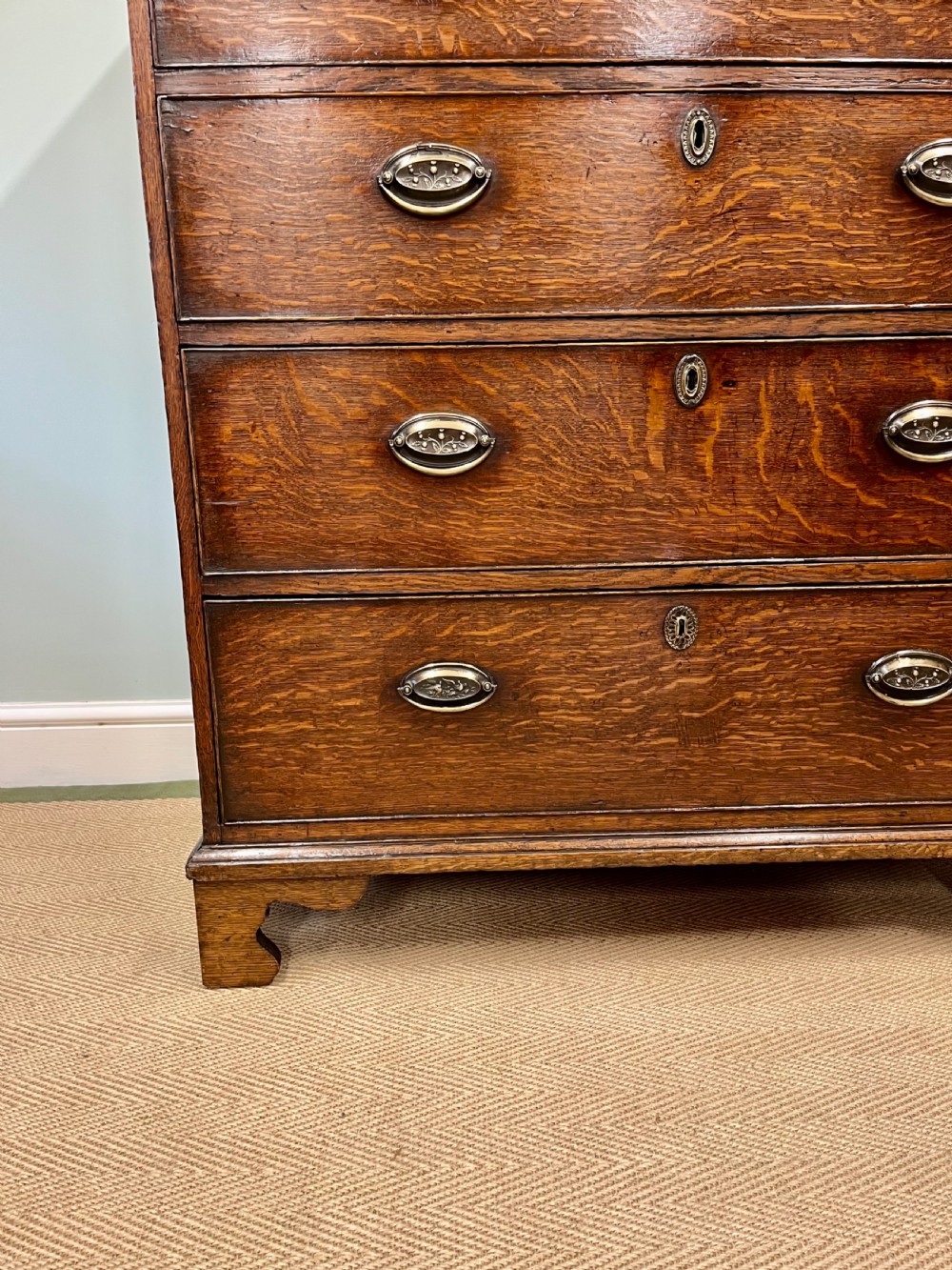 18th century oak chest of drawers View XIII