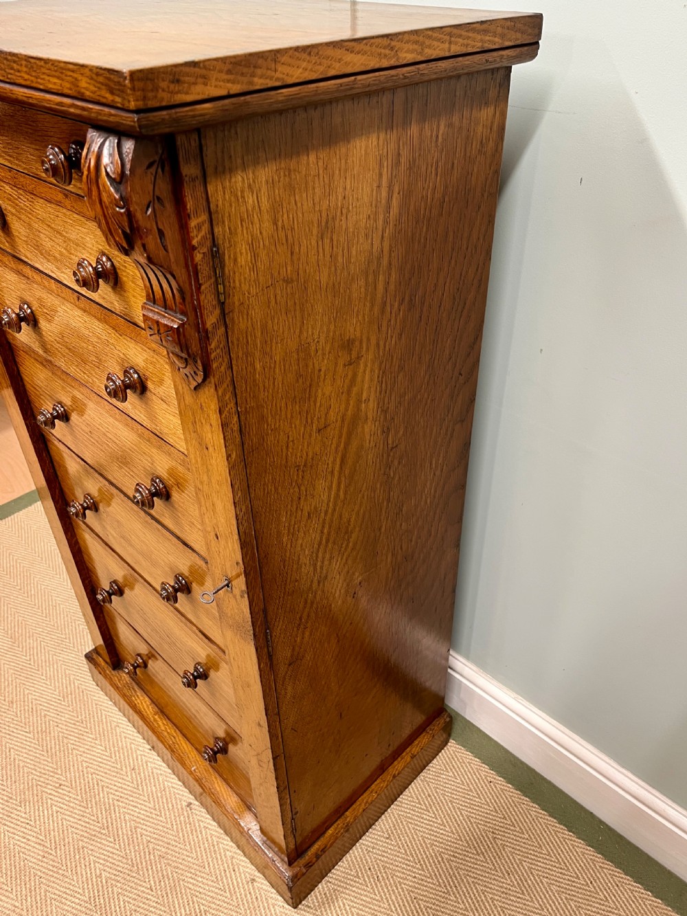 19th century oak Wellington chest View VIII