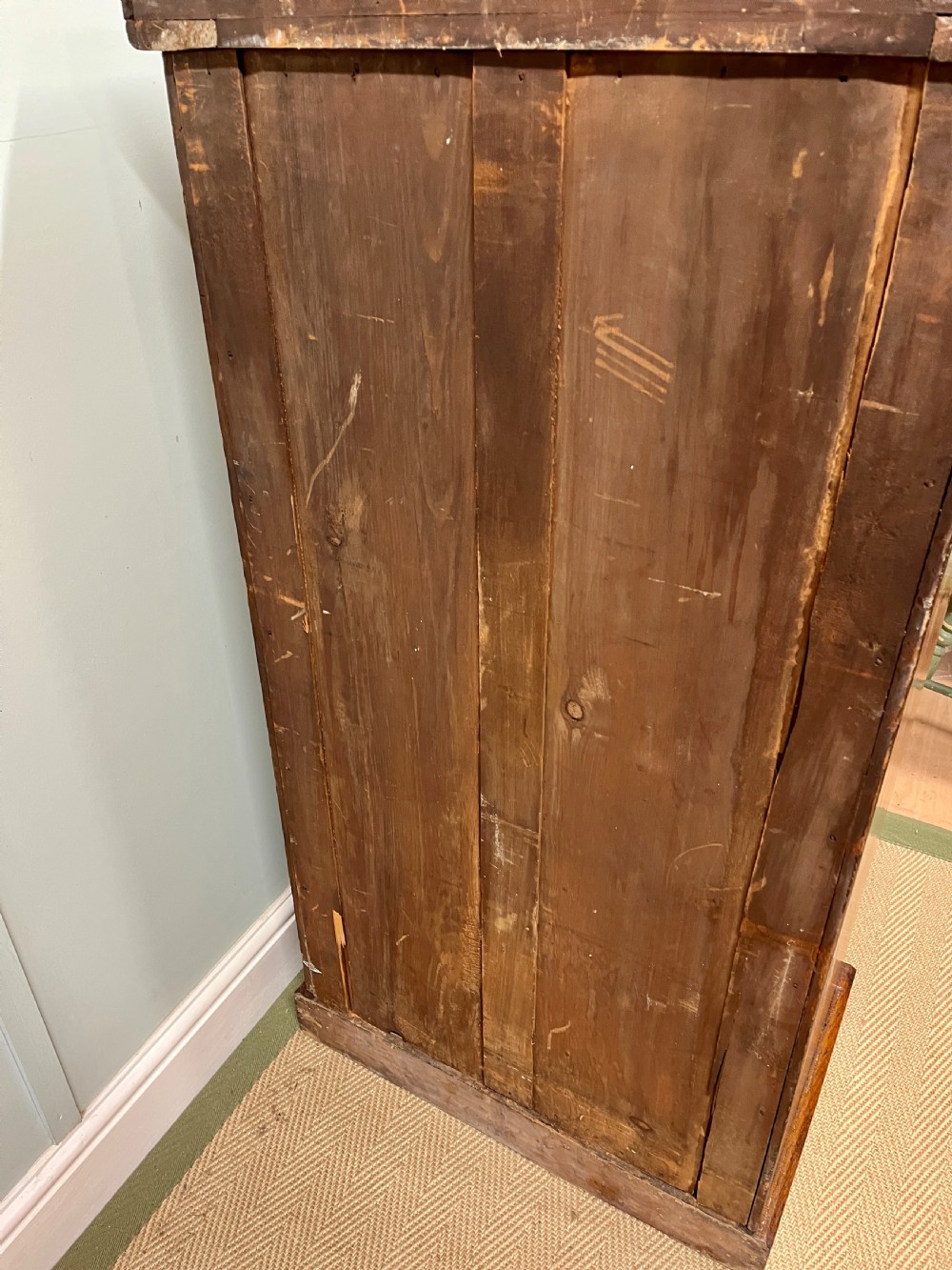 19th century oak Wellington chest View XI