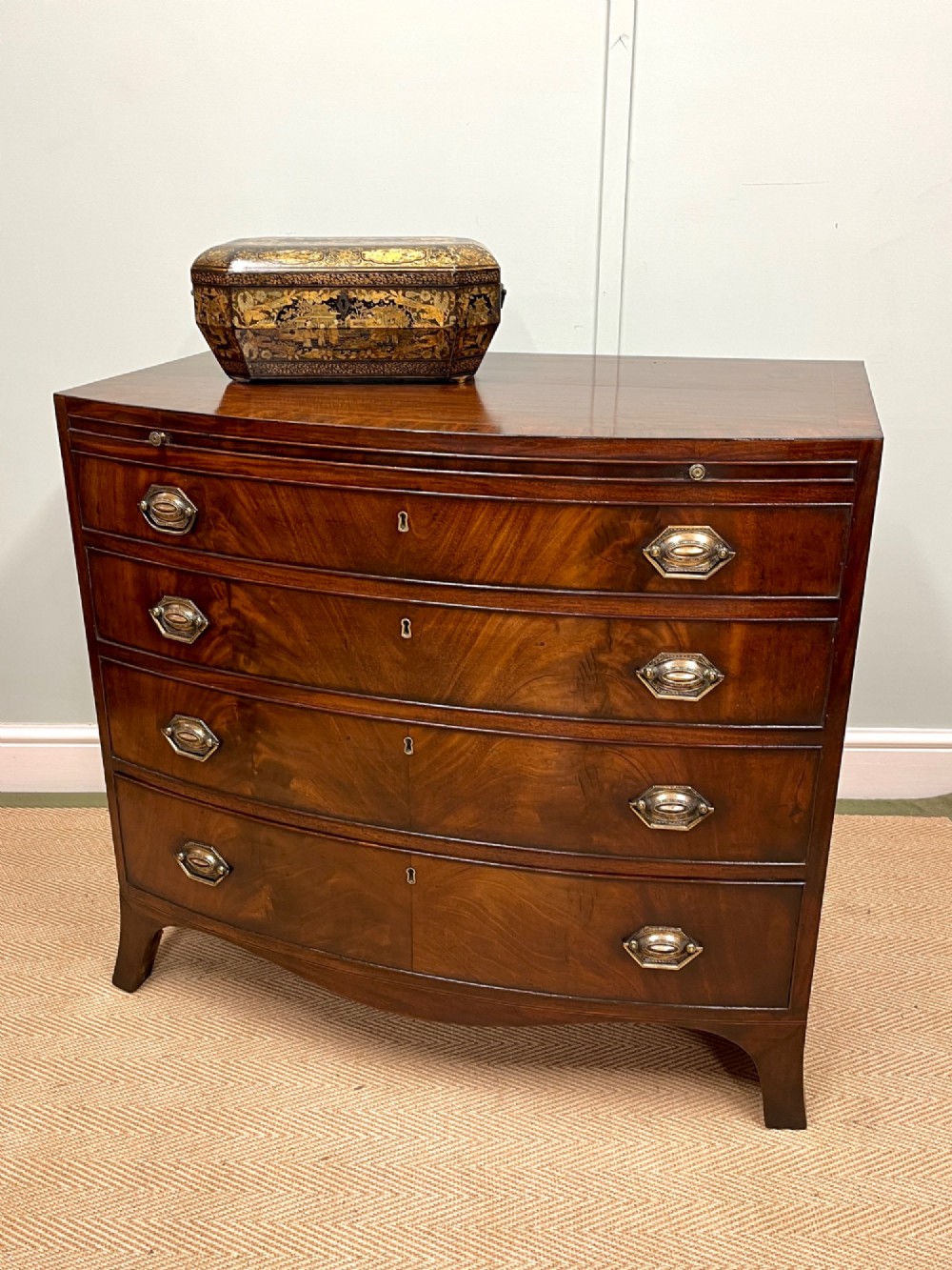 18th century Georgian bow fronted chest of drawers