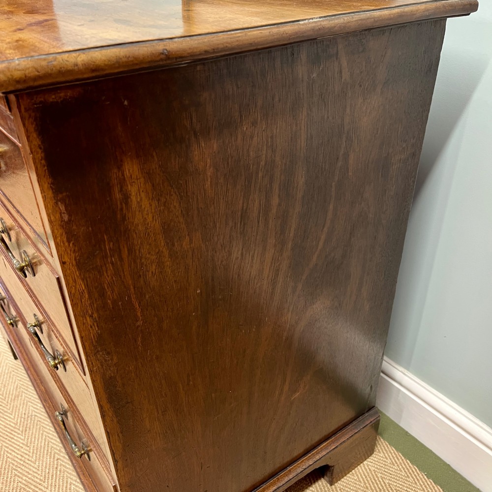 Georgian mahogany chest of drawers View IX
