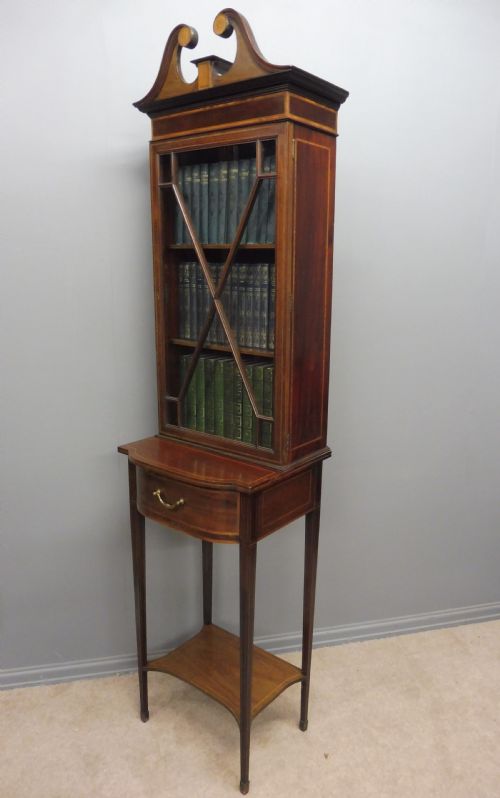 Small Edwardian Period Mahogany Inlaid Alcove Bookcase
