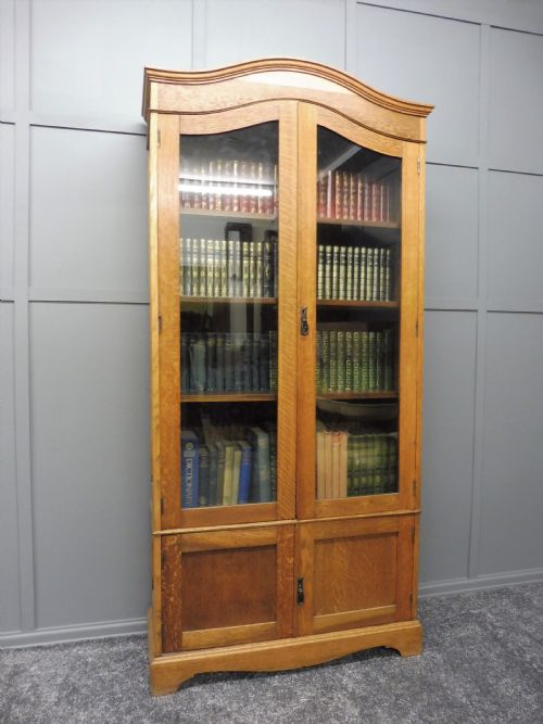 Edwardian Oak Arts and Crafts Bookcase