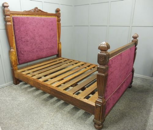Superior Victorian Wylie & Lochhead King Size Bed Burr Walnut
