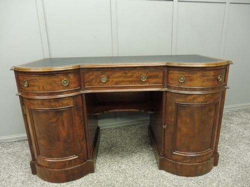 Edwardian Mahogany Desk Circa 1900-1910